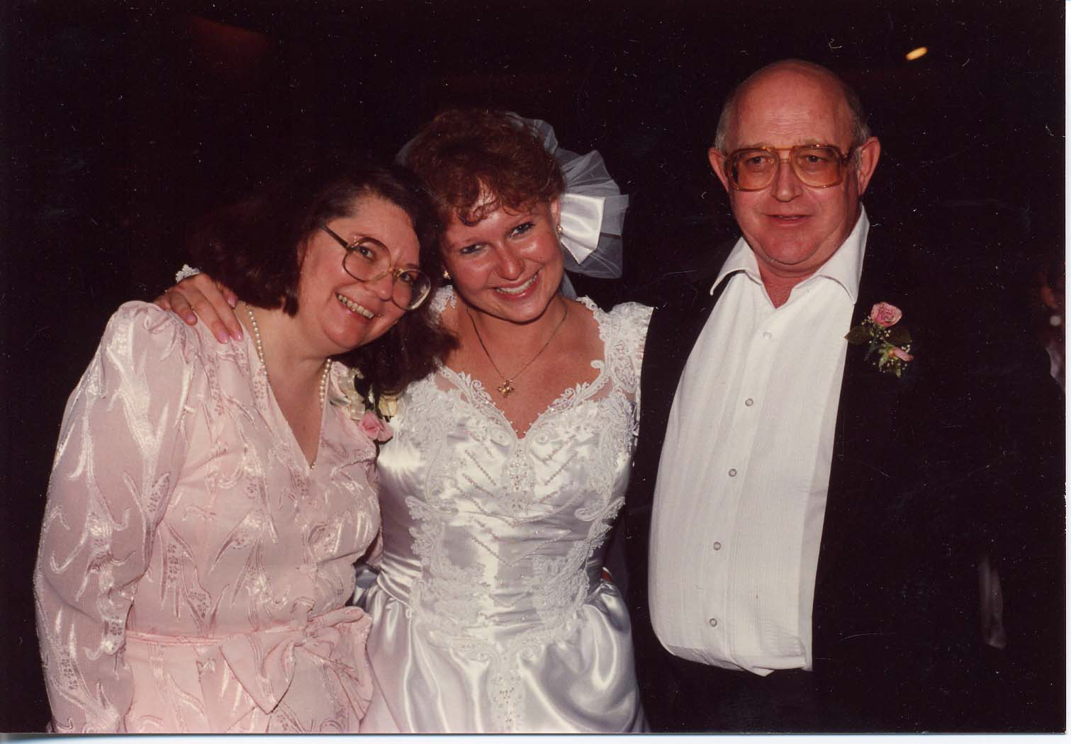 alice,katie,dave strand.jpg