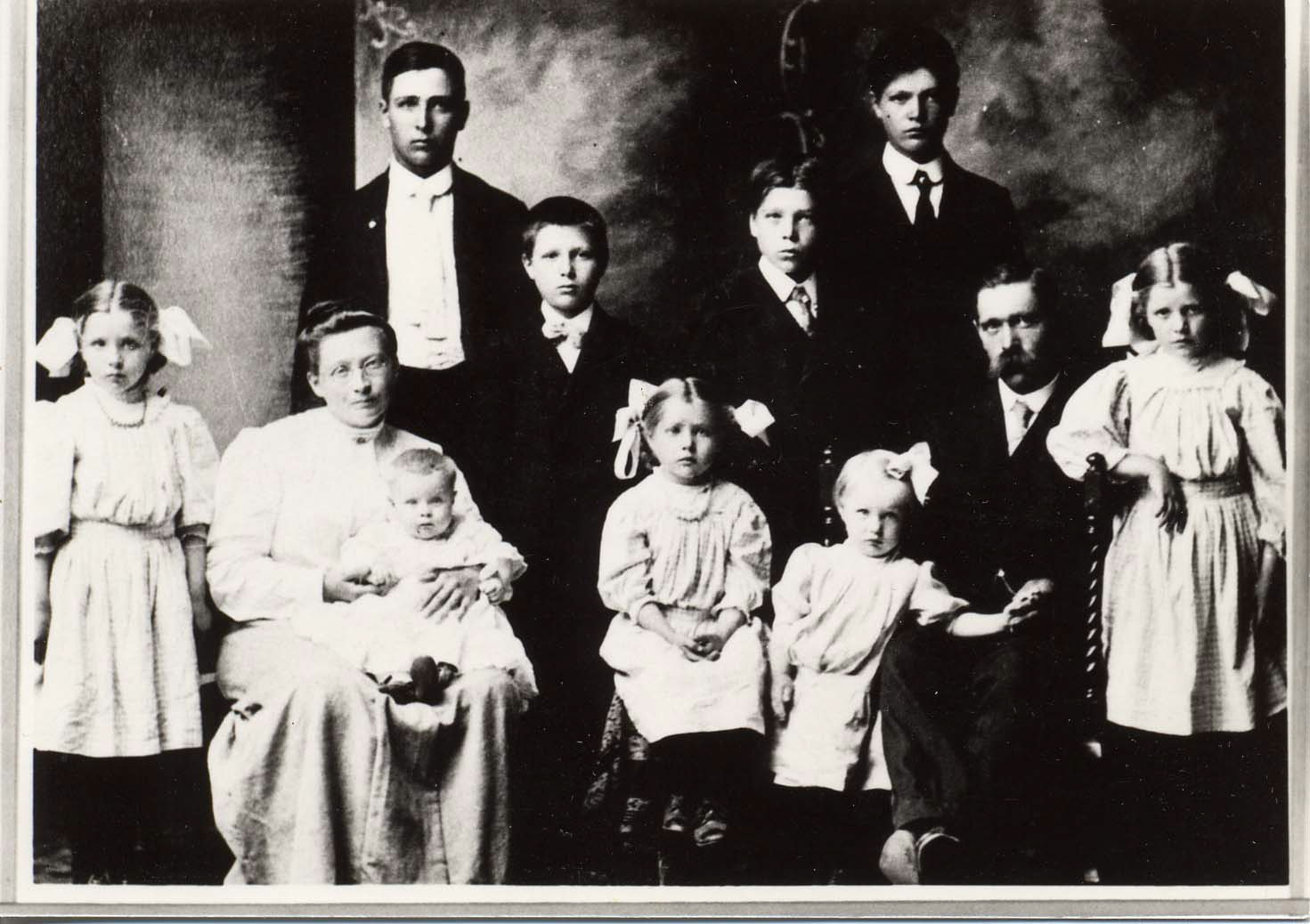 nels anfinson family1.jpg